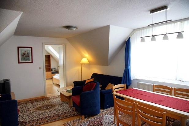 Apartments Haus Eintracht Sellin ภายนอก รูปภาพ