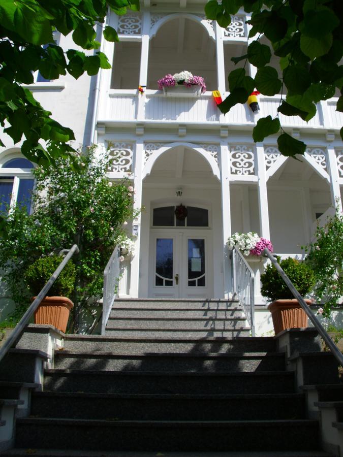 Apartments Haus Eintracht Sellin ภายนอก รูปภาพ
